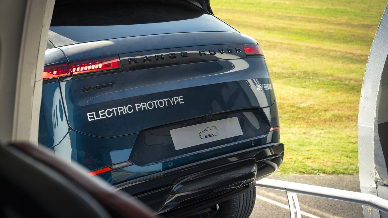 RR_SPORT_ELECTRIC_GOODWOOD_160726_07_0