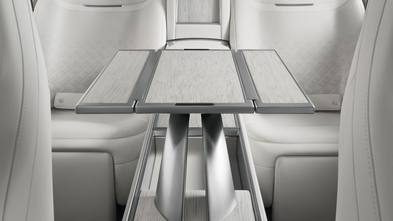 RR_SV_Ultra_27MY_Interior_09_290426