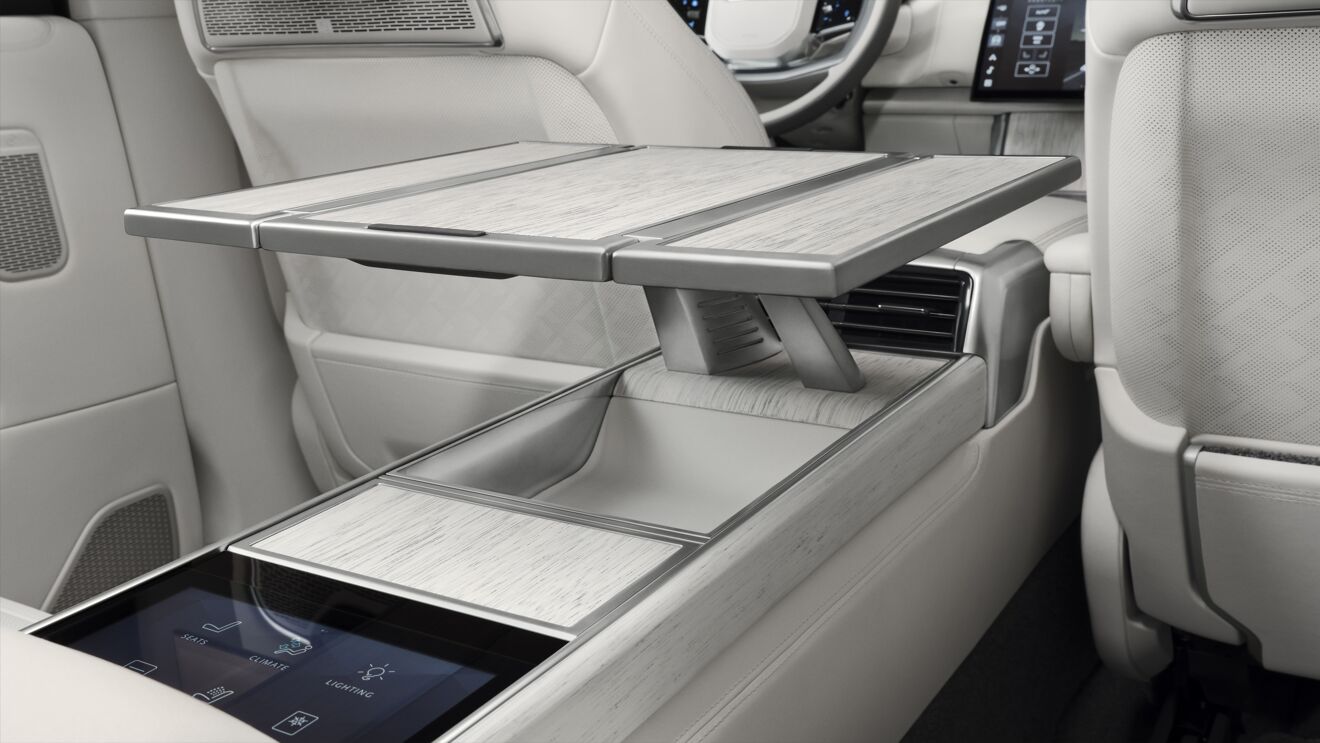 RR_SV_Ultra_27MY_Interior_10_290426