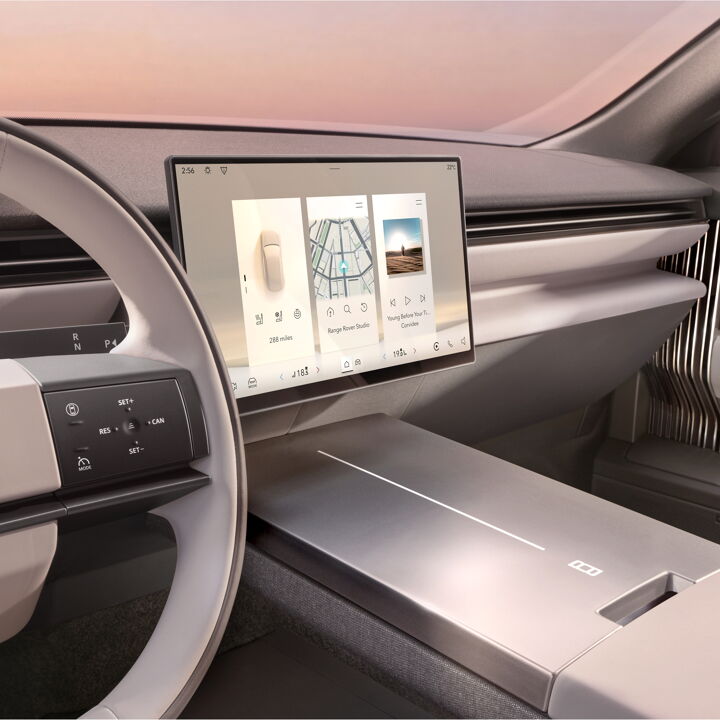 RR_GT_CENTER-CONSOLE_220726