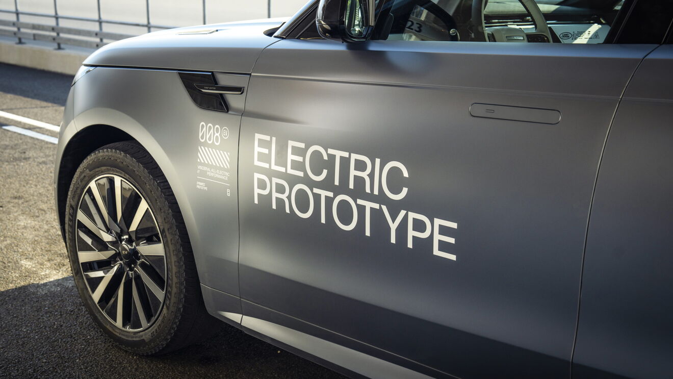 RR_SPORT_ELECTRIC_GOODWOOD_160726_14_0