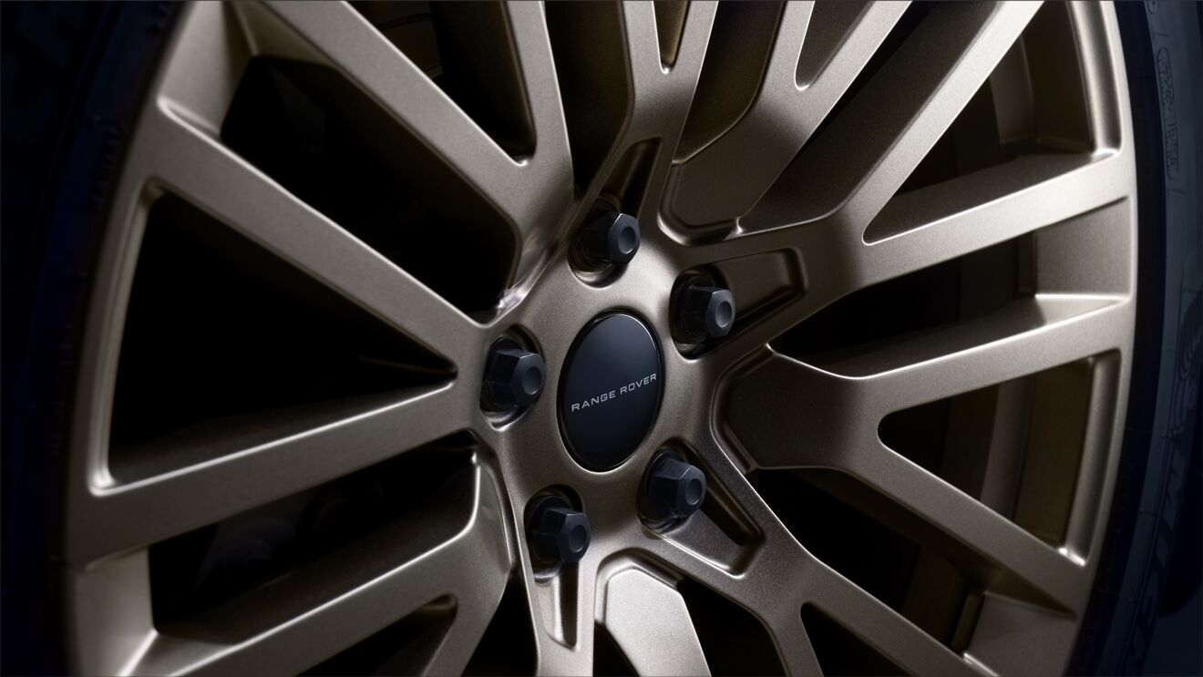 RRS_SV_26MY_Bespoke_Nocturne_Thunderball_23_Wheel_04_230725