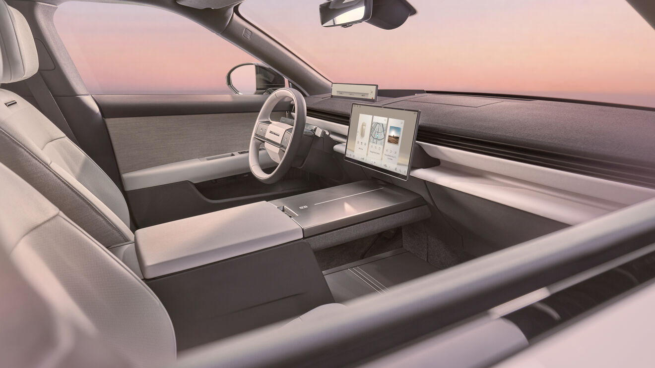 RR_GT_INTERIOR_PASSENGER-WINDOW_220726