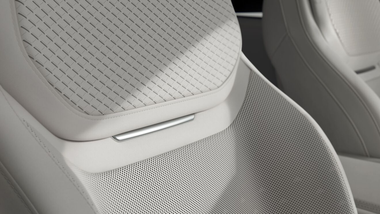 RR_SV_Ultra_27MY_Interior_01_290426