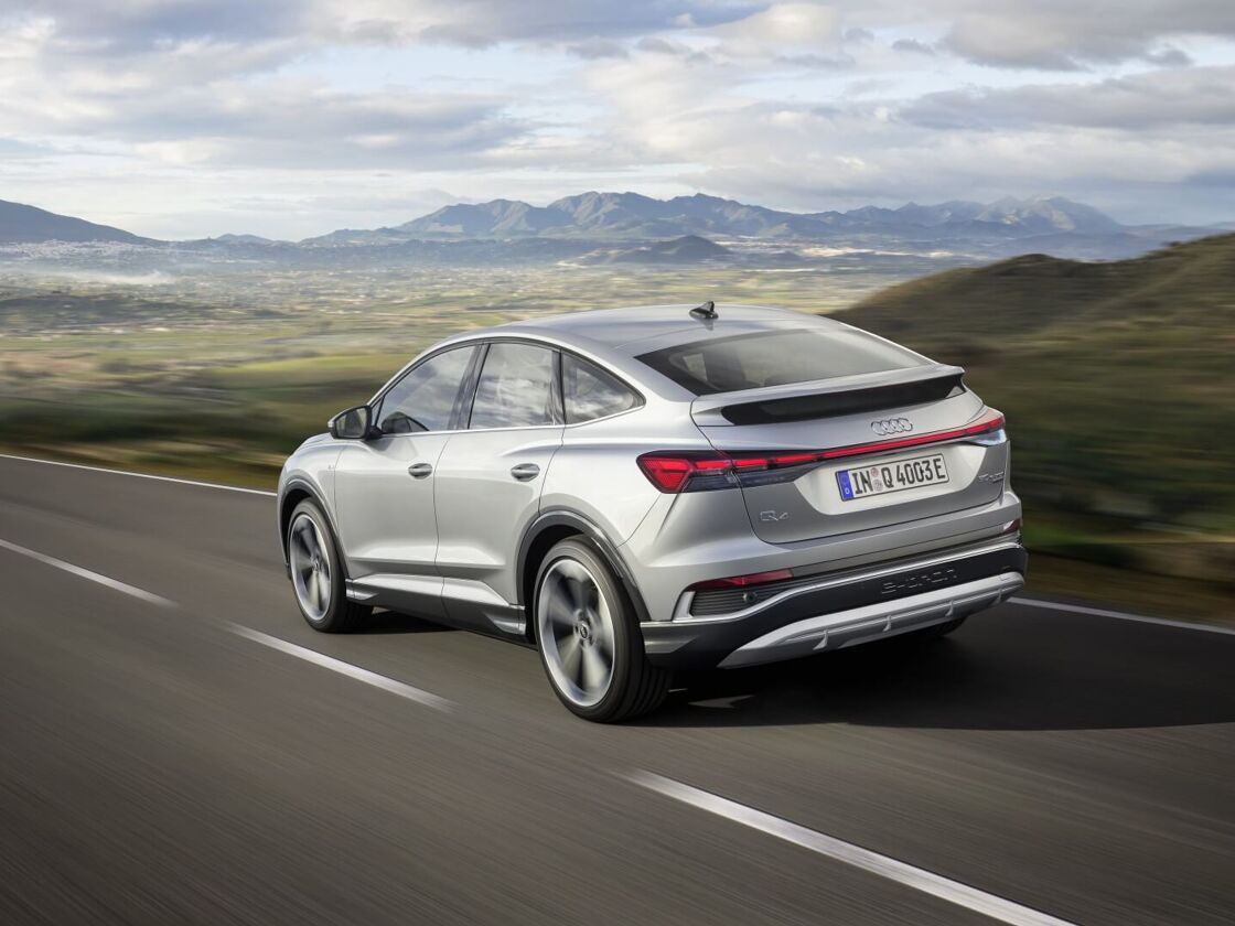 2104-audi-q4-sportback-e-tron-013.jpg