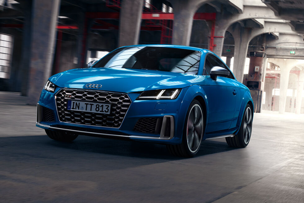 092019 Audi TTS Coupé-02.jpg