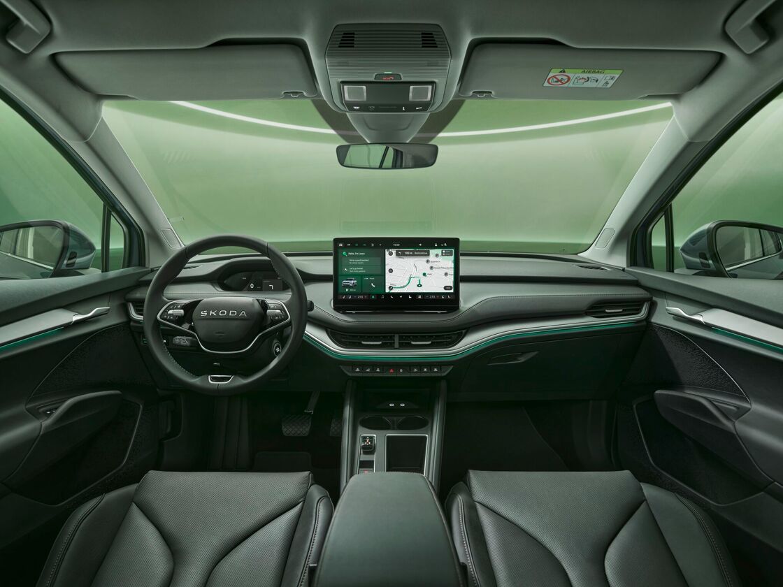 Web Ready JPG-NEW_ENQ_039_Front_Interior_Suite