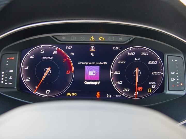 SEAT Arona Style Business Connect 1.0 70 kW / 95 pk EcoTSI SU