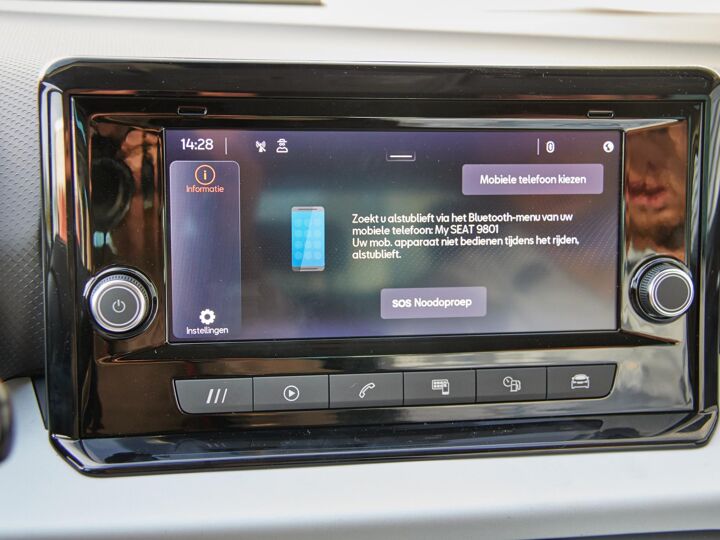 SEAT Arona Style Business Connect 1.0 70 kW / 95 pk EcoTSI SU