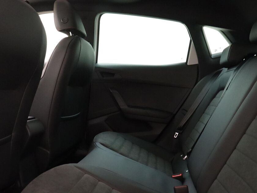 SEAT Ibiza FR Plus 1.0 70 kW / 95 pk EcoTSI Hatchback 5 deurs