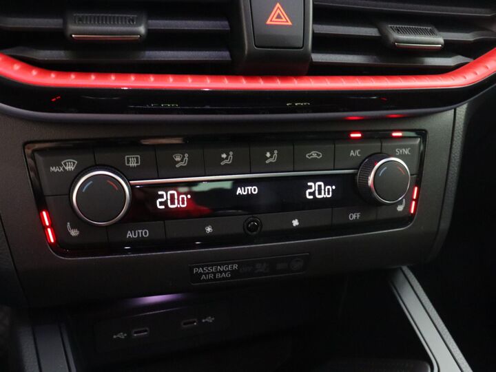 SEAT Ibiza FR Plus 1.0 70 kW / 95 pk EcoTSI Hatchback 5 deurs