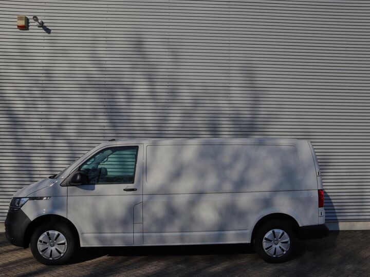 Volkswagen Bedrijfswagens Transporter Bestelwagen L2 28 2.0 TDI 66 kW (90 pk) EU6 WB 340 0 MM 5 versn. Hand