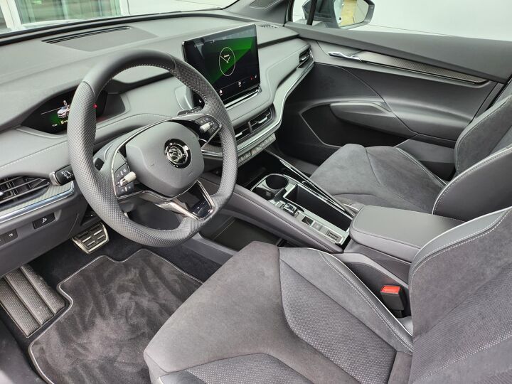 Škoda Enyaq coupé iv Sportline Elektromotor 150 kW / 204 pk SUV 1 versn . Automaat