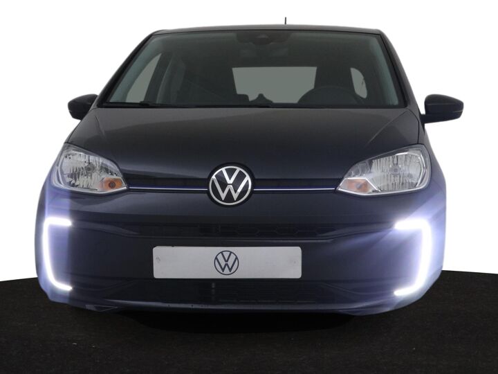 Volkswagen e-Up! e-up! Max | Parkeersensoren Achter + Camera | DAB | Cruisecontrol | Verwarmbare Voorruit + Voorstoelen | Donker Glas | LM 15"