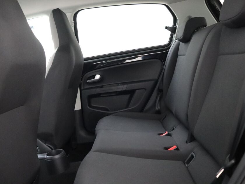 Volkswagen e-Up! e-up! Max | Parkeersensoren Achter + Camera | DAB | Cruisecontrol | Verwarmbare Voorruit + Voorstoelen | Donker Glas | LM 15"