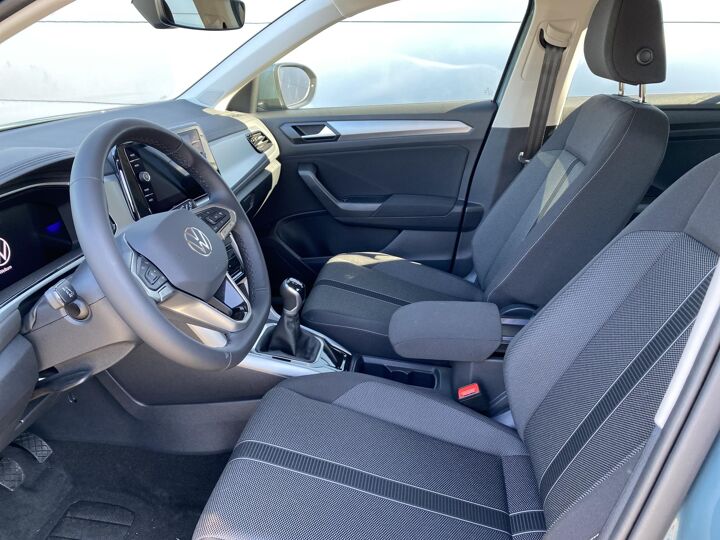 Volkswagen T-Roc Life 1.0 81 kW / 110 pk TSI SUV 6 versn. Hand