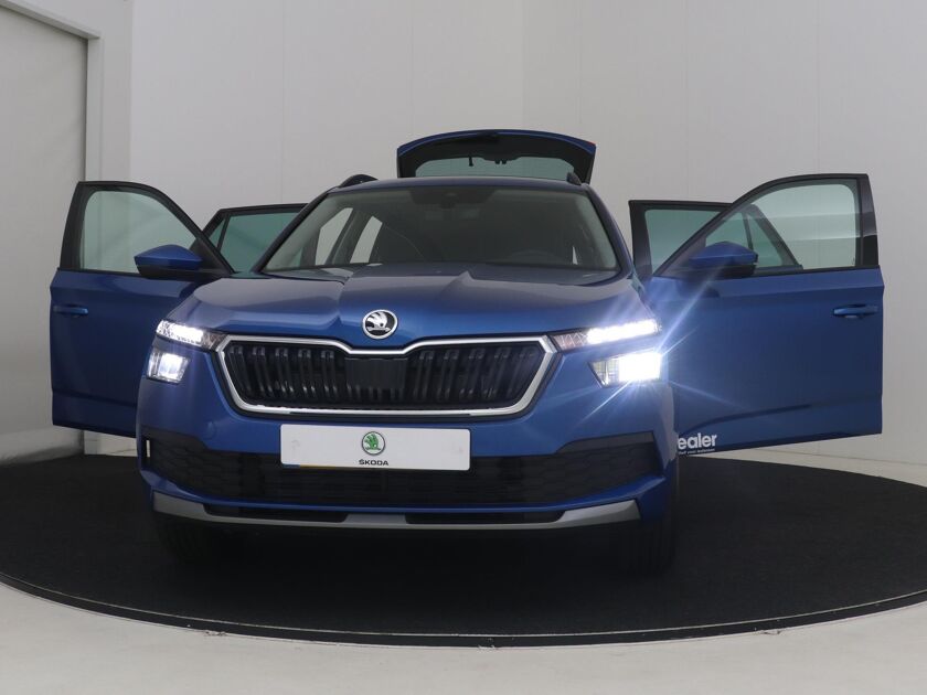 Škoda Kamiq 1.0 TSI Ambition | Pakeersensoren Achter | Apple Carplay | DAB | LM 16"