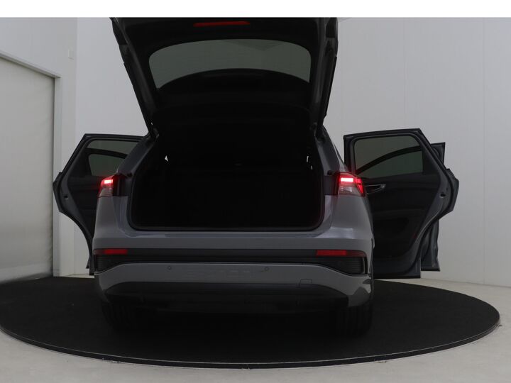 Audi Q4 e-tron 35 Launch edition S Competition 150pk| Warmtepomp | Panoramadak | Sportstoelen | Key-Less | Navigatie | LM 20" |