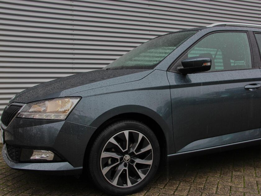 Škoda Fabia Combi 1.0 TSI Business Edition | Airco | Parkeersensoren Achter | Navigatie | DAB | Cruise Control | 16 Inch LM |
