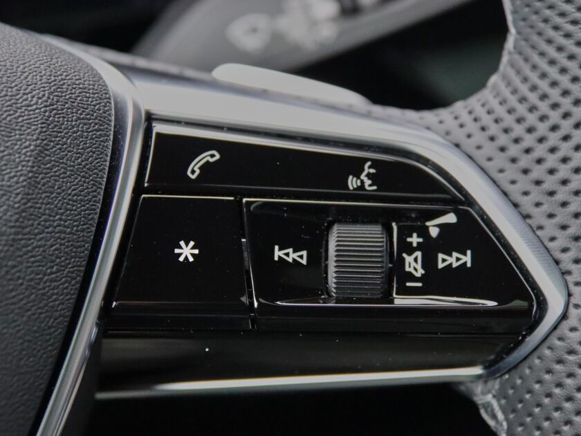 Audi e-tron S Edition e-tron 55 300kw/408pk 95Kwh SUV Elektr.  aandrijving quattro | Panoramadak | Privacy Glas | Keyless Entry | 2e laadpunt | 22kW laadcapaciteit | B&O Sound System | 360 graden camera |