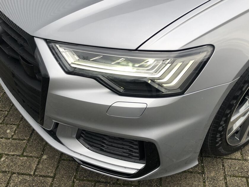 Audi A6 Avant S edition Competition 40 TFSI 150 kW / 204 pk Avan t 7 versn. S-tronic | Panorama glasdak | Optiek pakket zwart plus | Privacy glass | Matrix LED koplampen | Achteruitrij camera