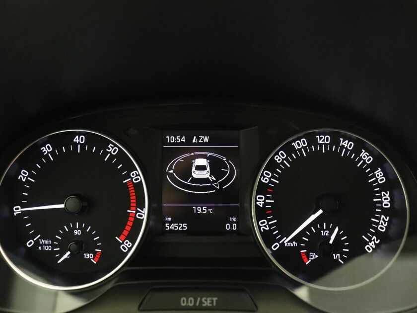 Škoda Fabia Combi 1.0 TSI Clever | 95 pk | DAB | Cruise Control | Airco | Parkeersensoren Achter |Navigatie | 15 inch LM