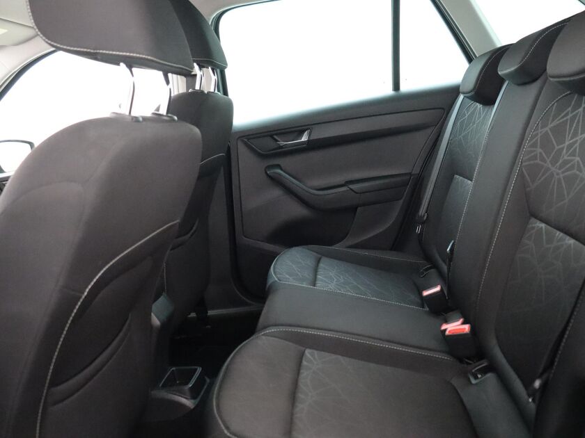 Škoda Fabia Combi 1.0 TSI Clever | 95 pk | DAB | Cruise Control | Airco | Parkeersensoren Achter |Navigatie | 15 inch LM