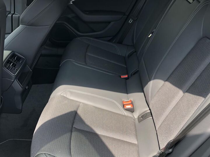 Audi A6 Avant S edition Competition 40 TFSI 150 kW / 204 pk Avan t 7 versn. S-tronic | Panorama glasdak | Optiekpakket zwart plus