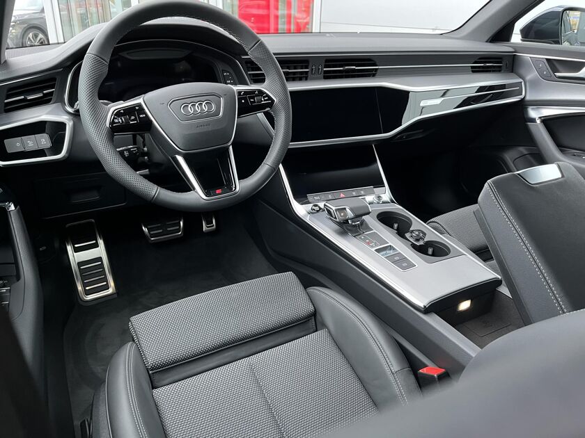 Audi A6 Avant S edition Competition 40 TFSI 150 kW / 204 pk Avan t 7 versn. S-tronic