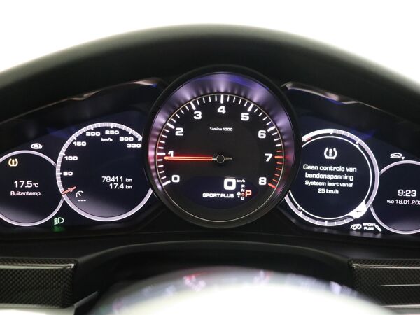 Porsche Panamera 4S Sport Turismo | Panorama dak | Lichtmetaal 19'' | Porsche Approved Garantie!! | Navigatie full-map | Carbon afwerking interieur |
