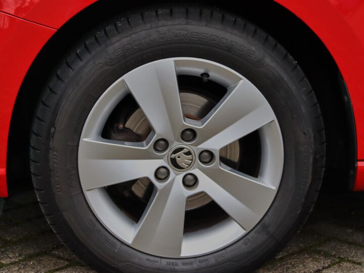 Škoda Fabia Combi 1.0 TSI Clever | Airco | Parkeersensoren Achter | Navigatie | Trekhaak |
