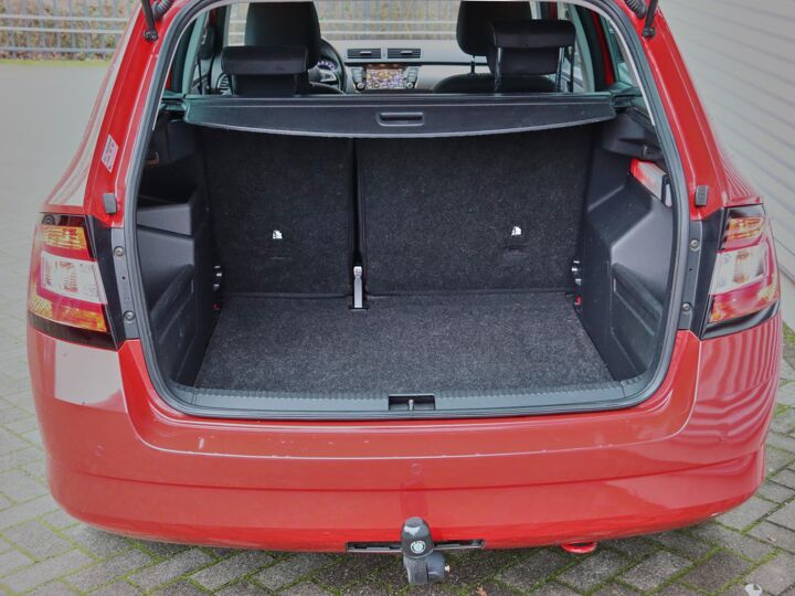 Škoda Fabia Combi 1.0 TSI Clever | Airco | Parkeersensoren Achter | Navigatie | Trekhaak |