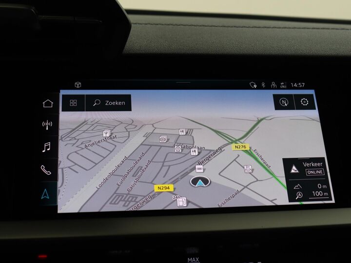 Audi A3 Sportback 30 TFSI S edition 110 pk Autom. | S-Line int & ext. | Navigatie | Apple Carplay | 17 inch LM |Active Info Display