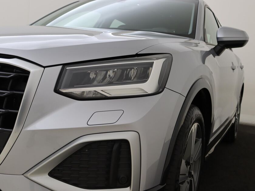 Audi Q2 35 TFSI Business Edition | 150 PK | DSG | Achteruitrijcamera | Parkeer Sensoren | Digital Cockpit | LM 18” |