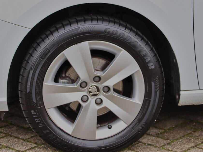 Škoda Fabia Combi 1.0 TSI Clever | Navigatie | DAB | Parkeersensoren | Climate Control |