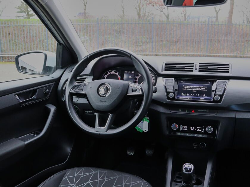 Škoda Fabia Combi 1.0 TSI Clever | Navigatie | DAB | Parkeersensoren | Climate Control |