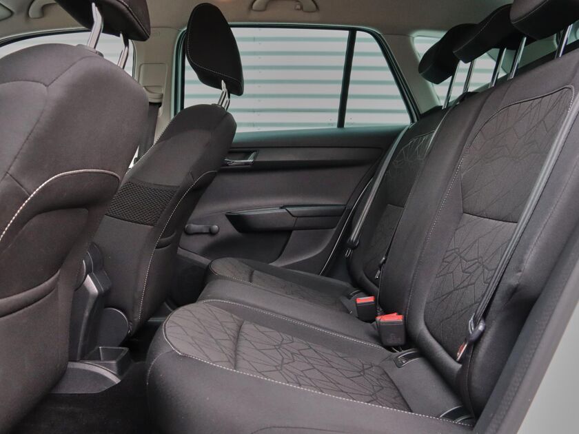 Škoda Fabia Combi 1.0 TSI Clever | Navigatie | DAB | Parkeersensoren | Climate Control |