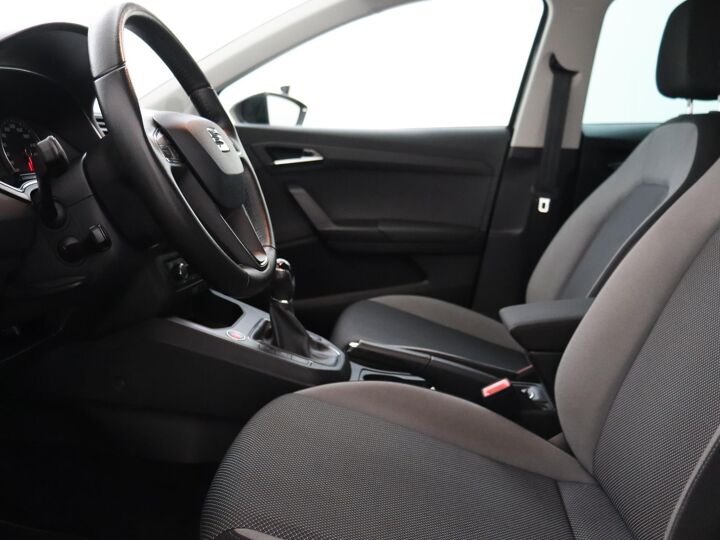 SEAT Ibiza 1.0 TSI Style Business Intense 95 PK | Navigatie | Camera | Cruise Control | Climate Control |