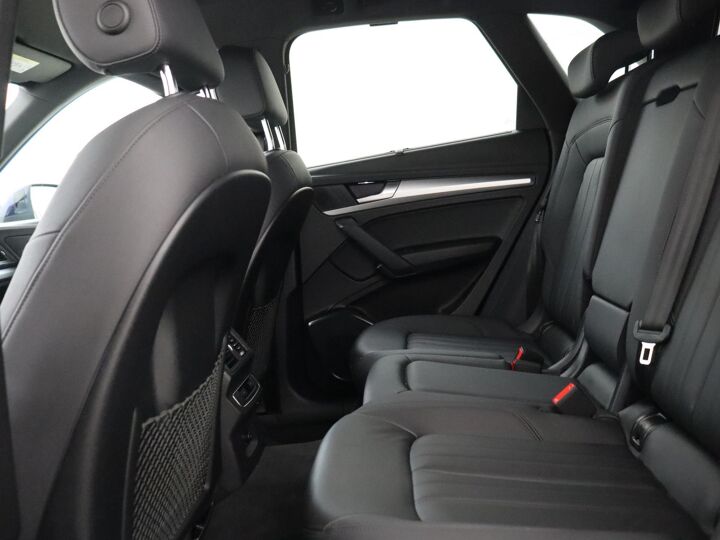 Audi Q5 50 TFSI e 299 PK Advanced Edition Aut. | Lederen Bekleding | Adaptieve Cruise Control | Extra Getint glas | Navigatie | DAB