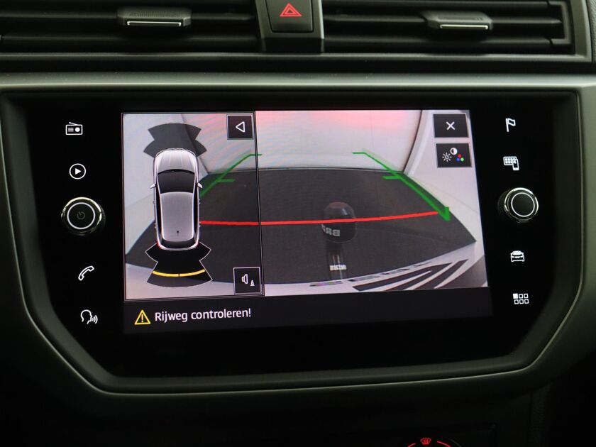 SEAT Ibiza 1.0 TSI Style Business Intense | 95PK | Apple Carplay / Android Auto | DAB | Navigatie | Led Achterlichten | Airco |
