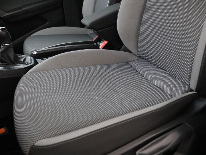 SEAT Ibiza 1.0 TSI Style Business Intense | 95PK | Apple Carplay / Android Auto | DAB | Navigatie | Led Achterlichten | Airco |