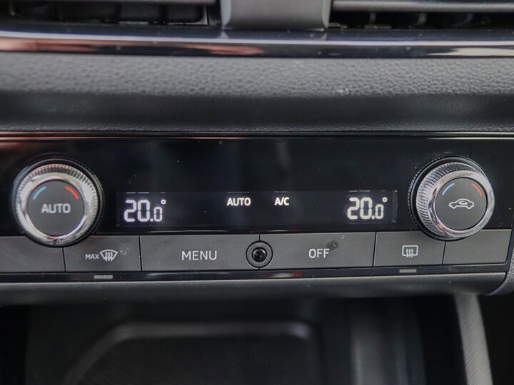 Škoda Scala 1.0 TSI Ambition | Climate Control | Smartlink | Bluetooth | LMV |
