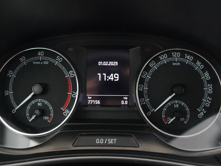 Škoda Fabia 1.0 TSI Business Edition | 95 PK | DAB | Parkeersensoren | Velgen LM 16” | Apple CarPlay / Android Auto | Navigatie |