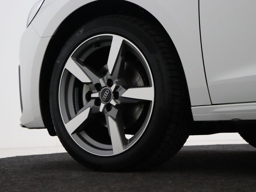 Audi A1 Sportback 30 TFSI Pro Line | 110 PK | DAB | Navigatie | Parkeersensoren | Velgen LM 17” | Apple CarPlay / Android Auto |
