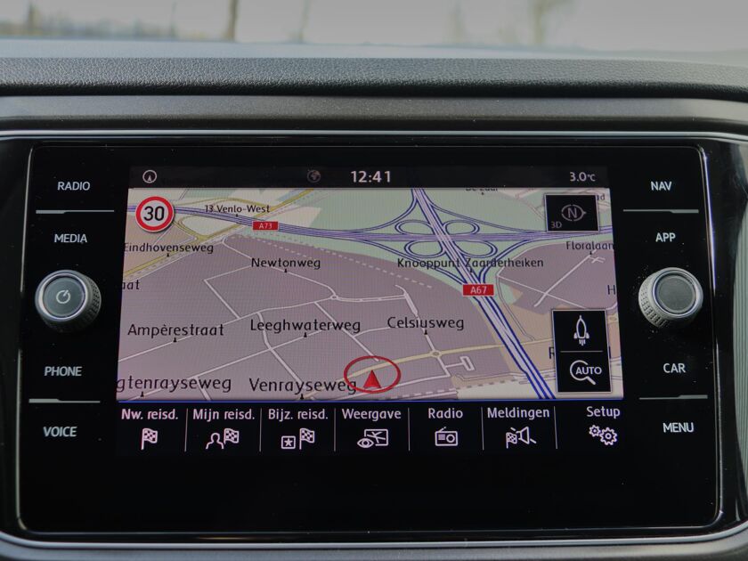 Volkswagen T-Roc 1.5 TSI Style | Automaat | Airco | Navigatie | Achteruitrij Camera | DAB | ACC | Stoelverwarming | Trekhaak |
