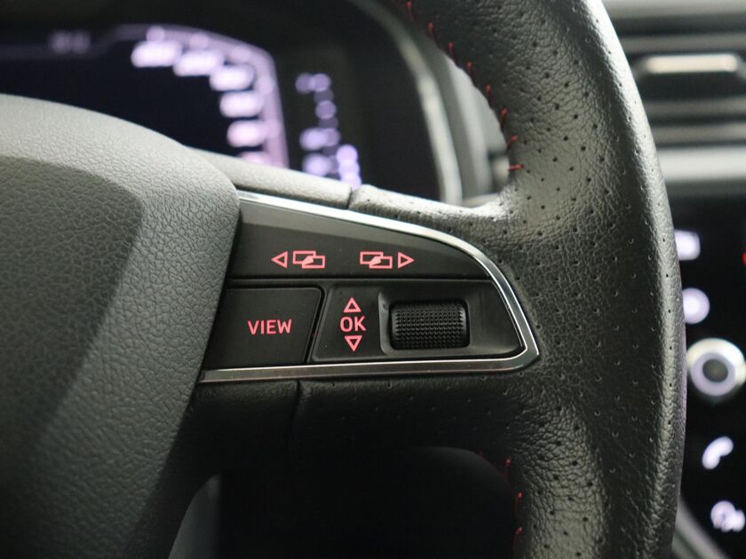 SEAT Ibiza 1.0 TSI FR Business Intense | 95 PK | DAB | Beats audio | Keyless entry | Lichtmetalen velgen 18” |
