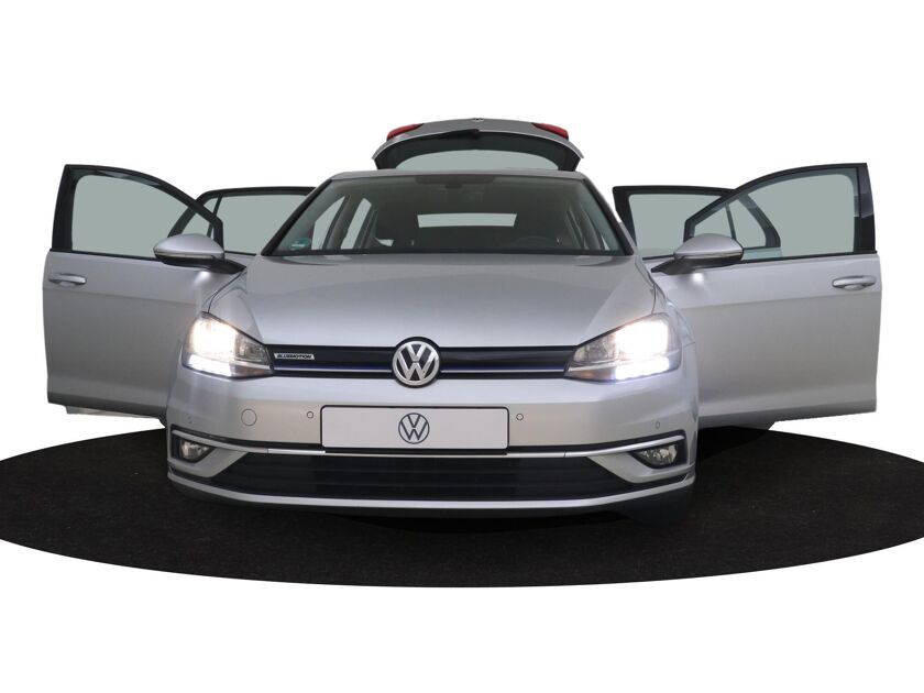 Volkswagen Golf 1.5 TSI Comfortline | 130 PK | DAB | Lichtmetalen Velgen 16” | Led Lampen | Apple CarPlay | Stoelverwarming