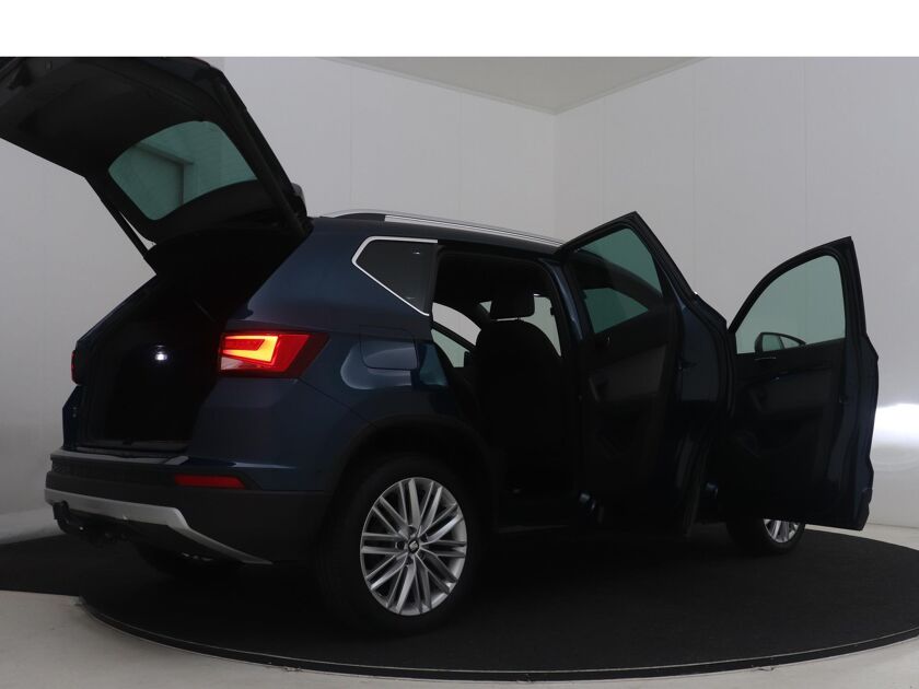 SEAT Ateca 1.5 TSI Xcellence Business Intense | DAB | Alcantara bekleding | Apple CarPlay | Lichtmetalen velgen 18” | Navigatiesysteem