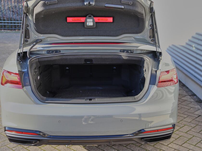 Audi A5 Cabriolet 40 TFSI Launch edition Sport | Airco | Cruise Control | Navigatie | S- Line | Trekhaak |