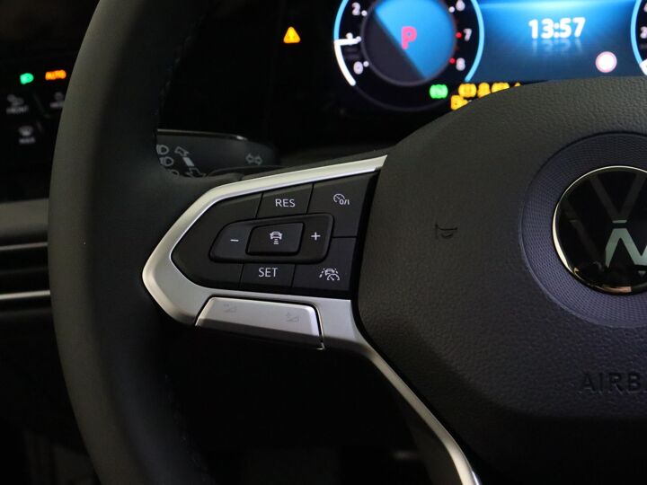 Volkswagen Golf Variant Style 1.5 eTSI 96 kW / 130 pk Variant 7 versn. DSG